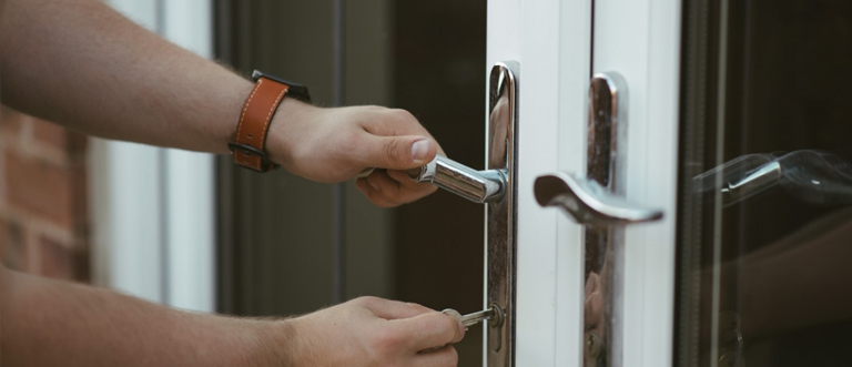24 hour key locksmith Palm Springs